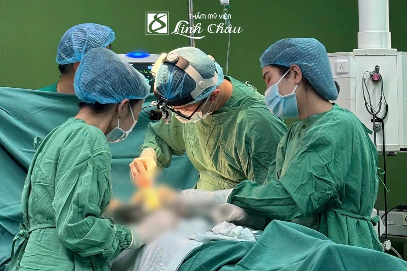 Bác sĩ thẩm mỹ Đà Nẵng Huỳnh Thái Sơn Bác sĩ thẩm mỹ Đà Nẵng Huỳnh Thái Sơn